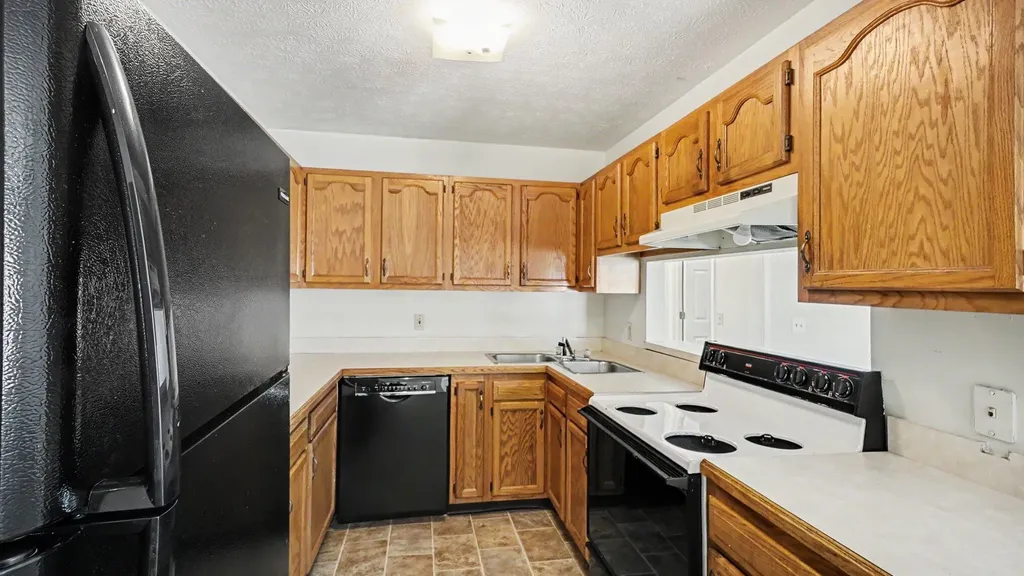 228 Blackhawk Circle Versailles KY 40383
