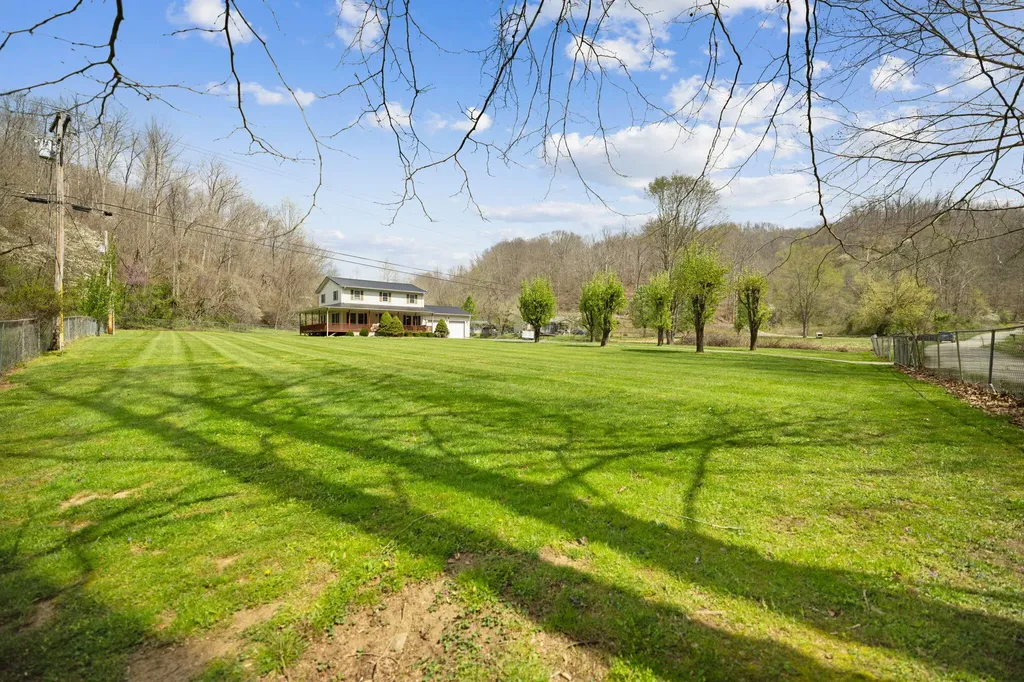 321 Saplin Fork Road Manchester KY 40962