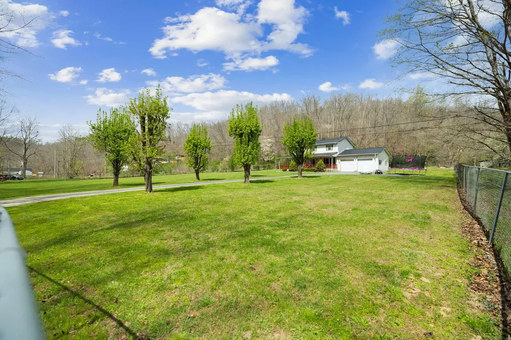 321 Saplin Fork Road Manchester KY 40962