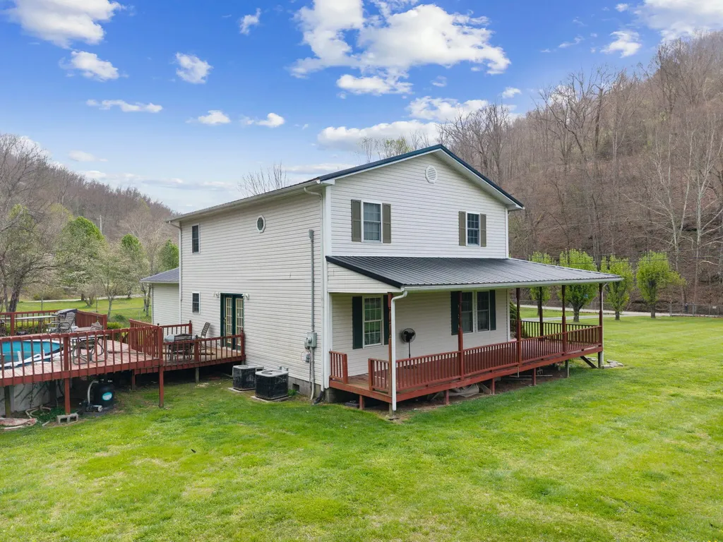 321 Saplin Fork Road Manchester KY 40962