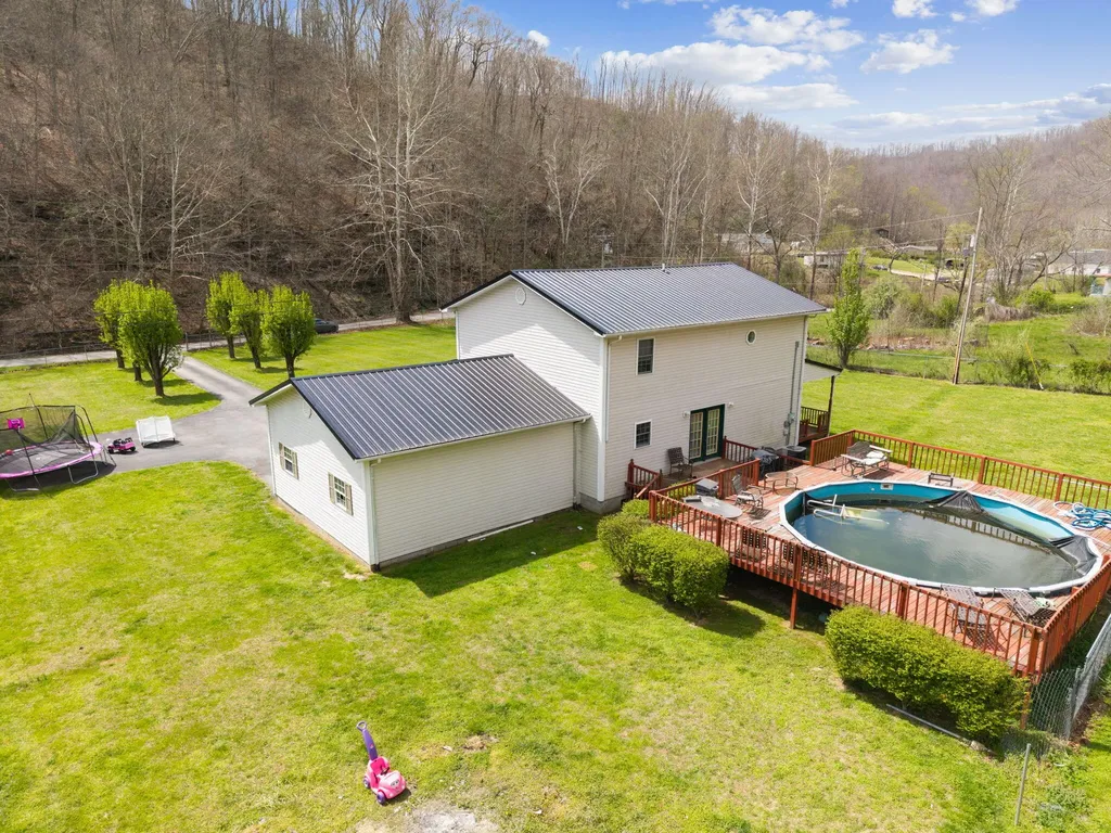 321 Saplin Fork Road Manchester KY 40962