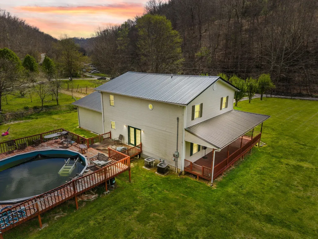 321 Saplin Fork Road Manchester KY 40962