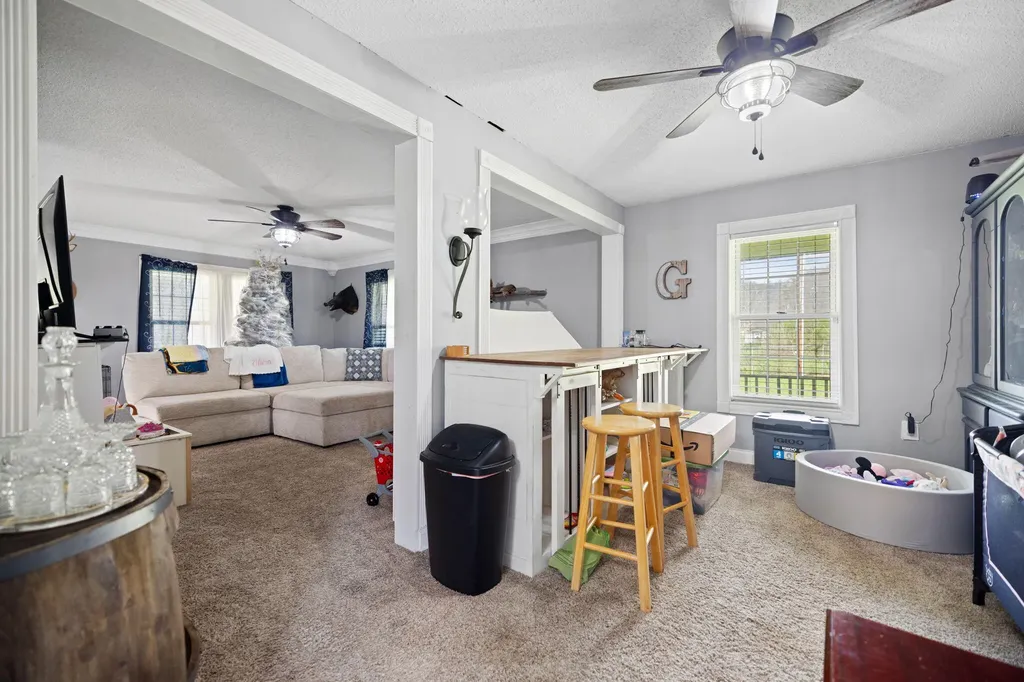 321 Saplin Fork Road Manchester KY 40962