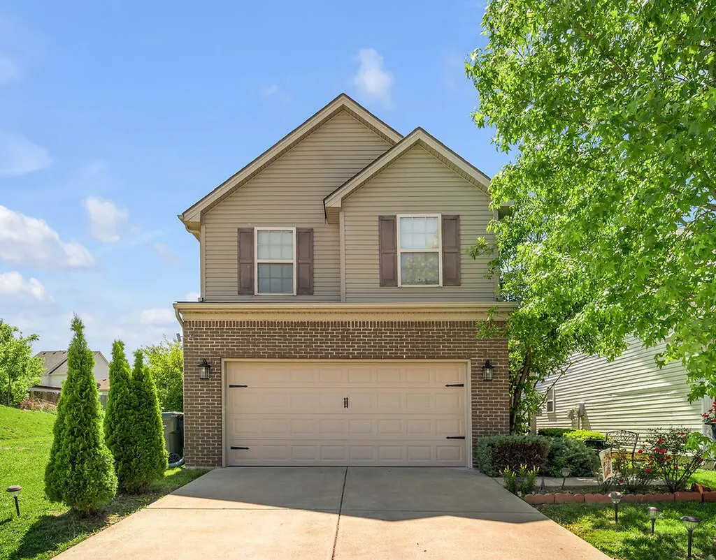2492 Mulundy Way Lexington KY 40511