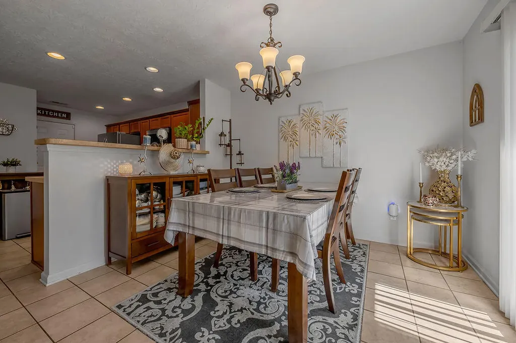 2492 Mulundy Way Lexington KY 40511