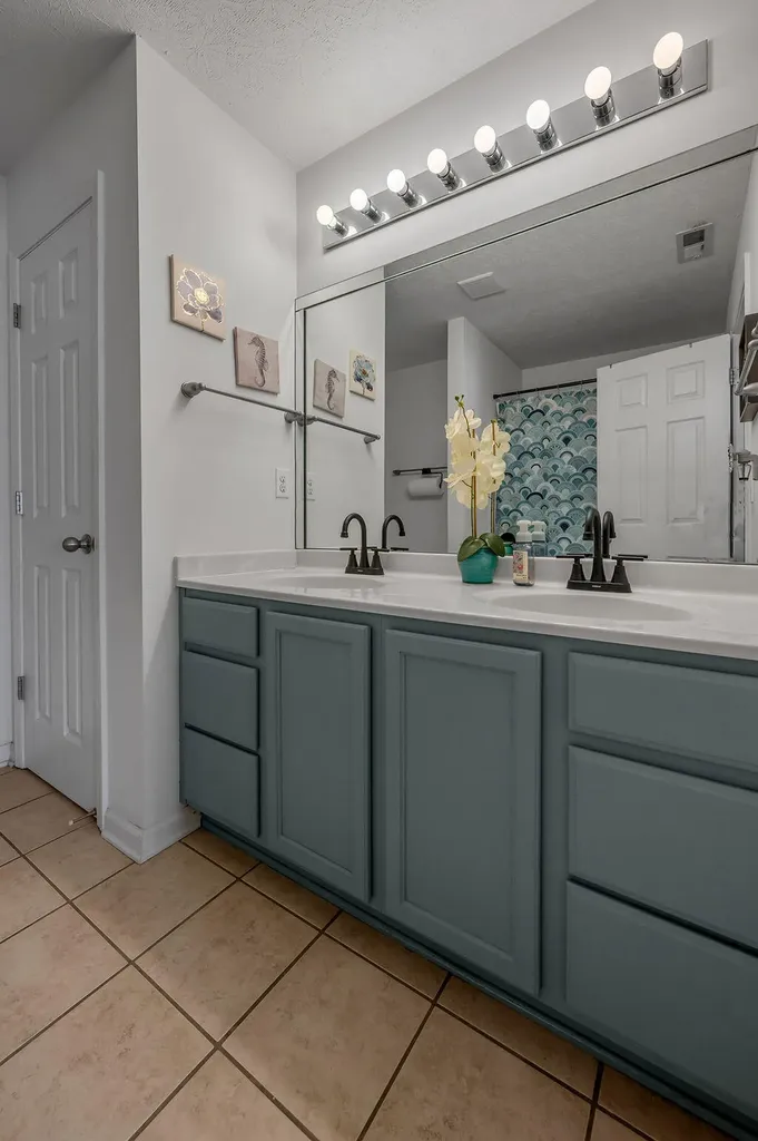 2492 Mulundy Way Lexington KY 40511