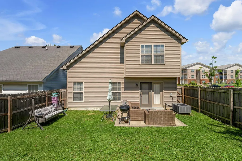 2492 Mulundy Way Lexington KY 40511