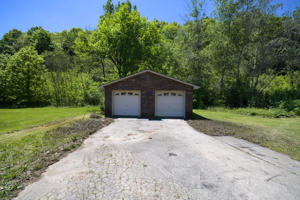 2499 Ky-36 Owingsville KY 40360