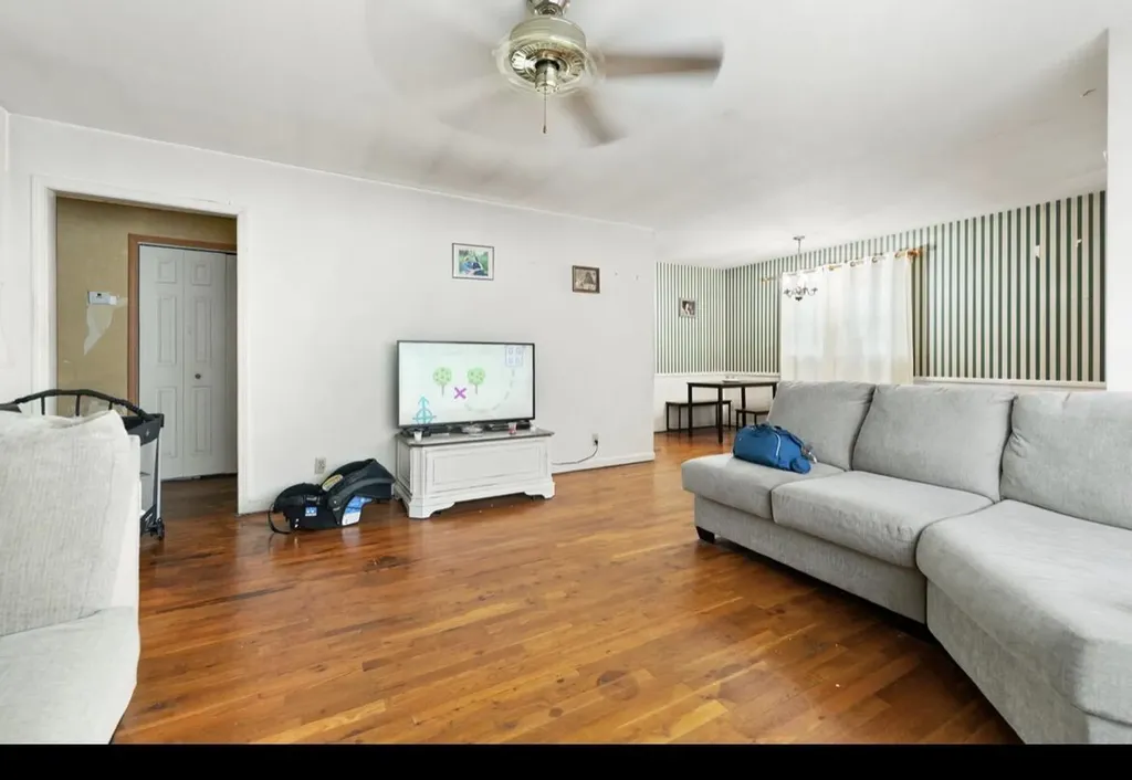 34 Woodcrest Drive Hazard KY 41701