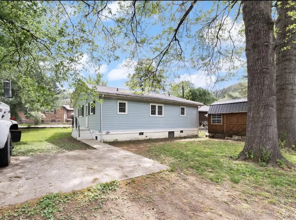 34 Woodcrest Drive Hazard KY 41701