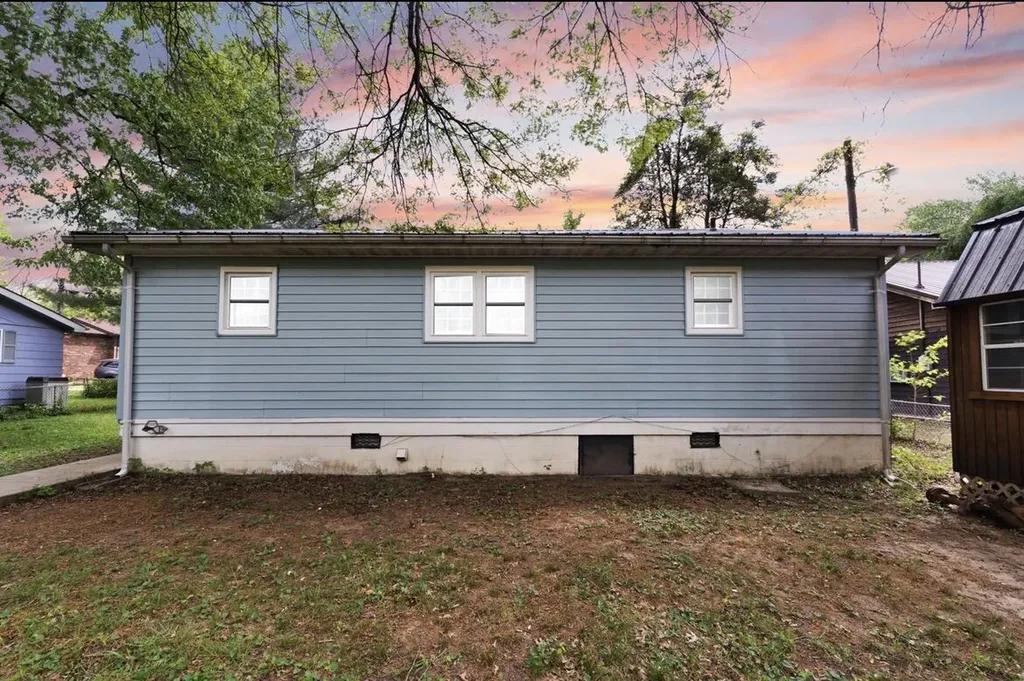 34 Woodcrest Drive Hazard KY 41701