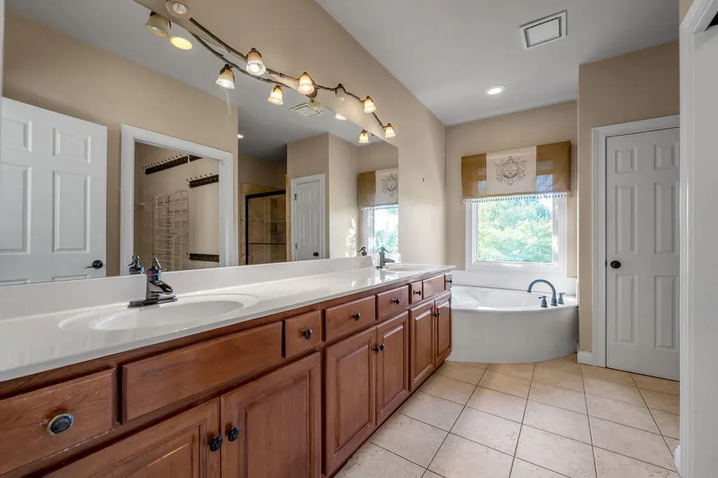 845 Glen Abbey Circle Lexington KY 40509