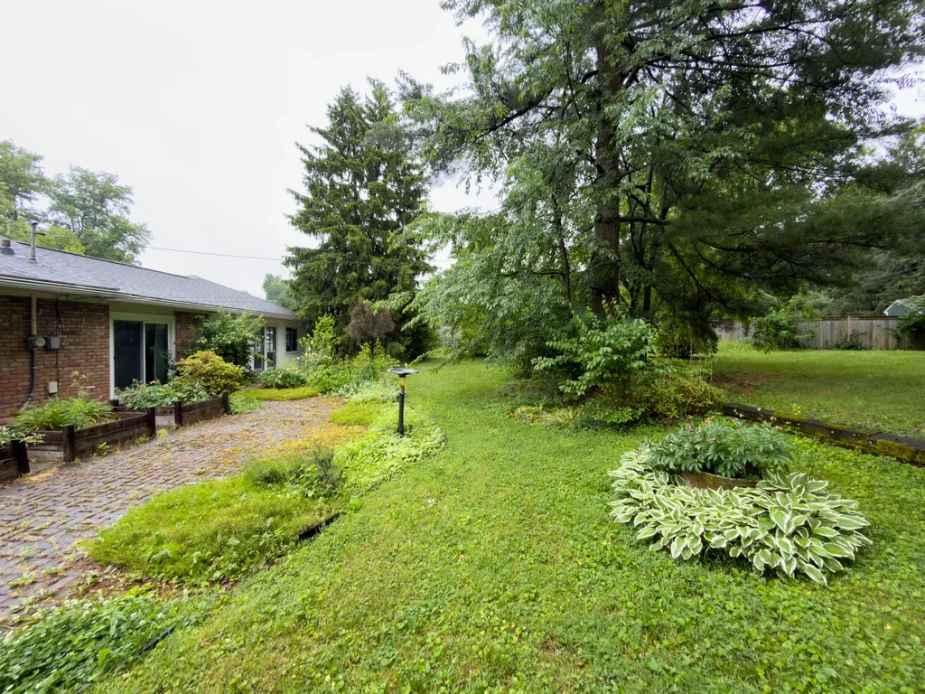 1180 Lane Allen Road Lexington KY 40504