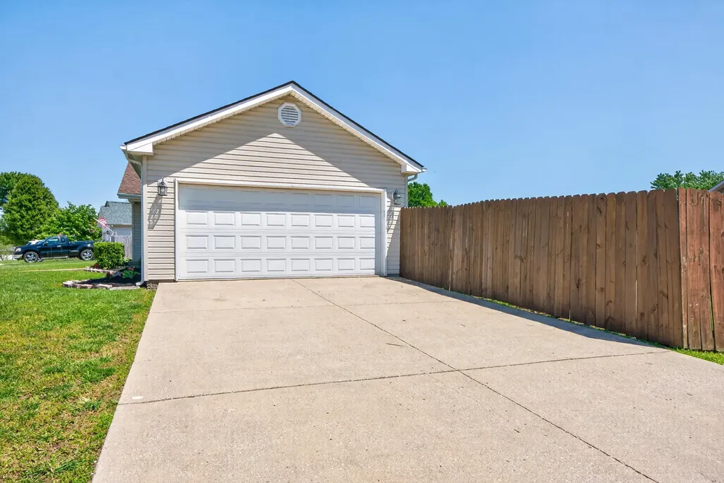 127 Secretariat Street Georgetown KY 40324