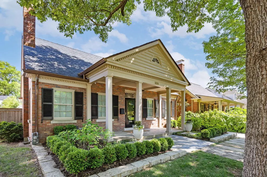 325 Cassidy Avenue Lexington KY 40502