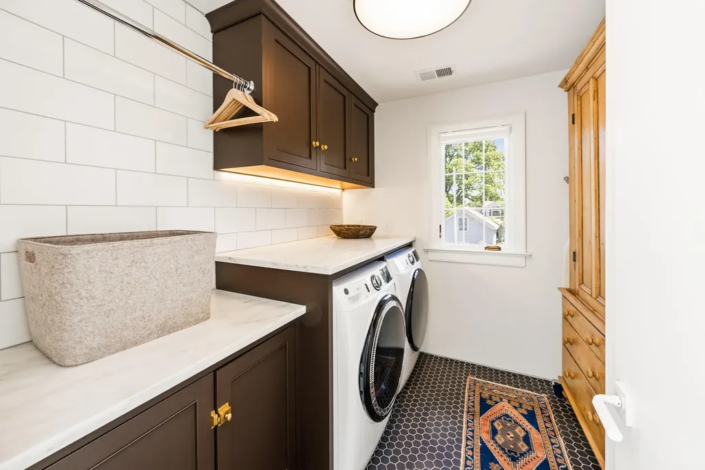 325 Cassidy Avenue Lexington KY 40502