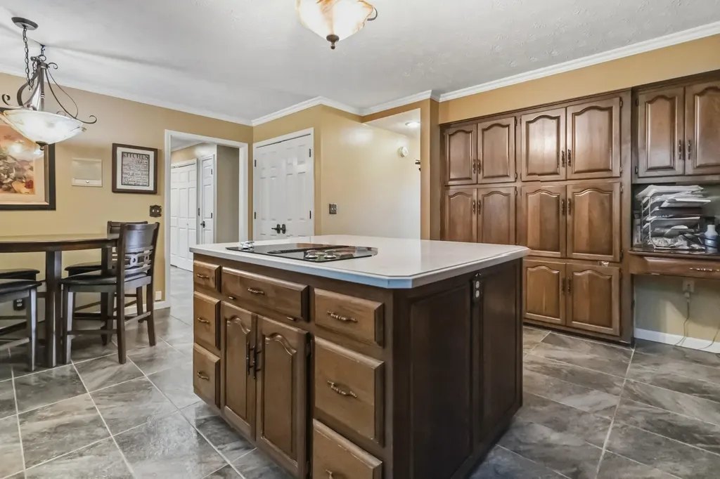 137 Indian Cave Road Monticello KY 42633