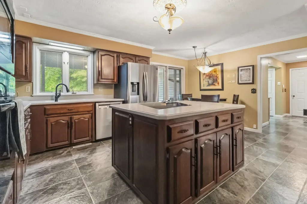 137 Indian Cave Road Monticello KY 42633