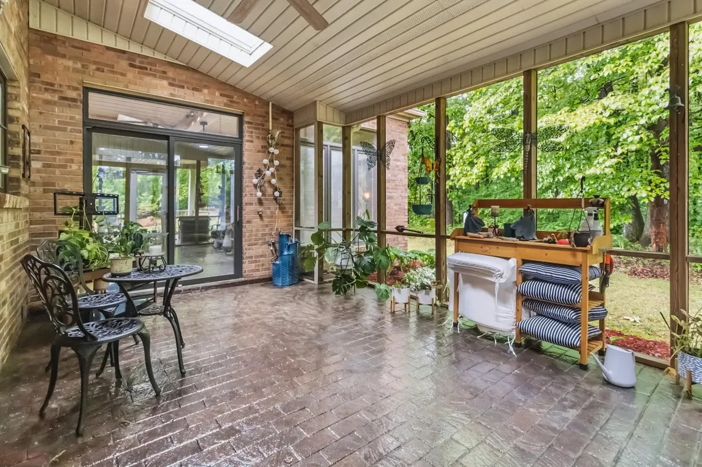 137 Indian Cave Road Monticello KY 42633
