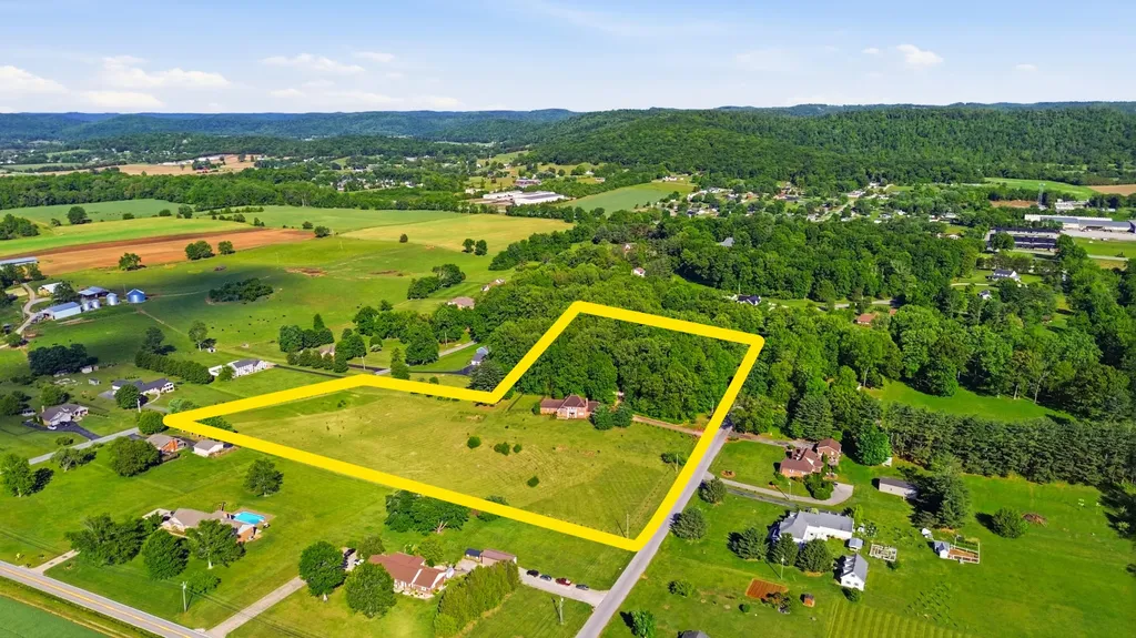 137 Indian Cave Road Monticello KY 42633