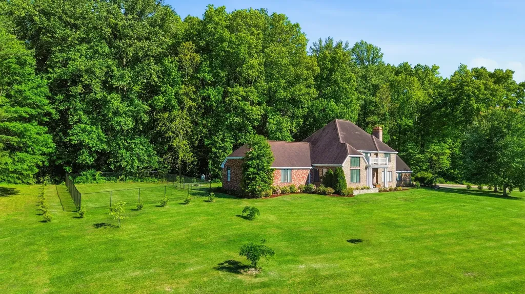 137 Indian Cave Road Monticello KY 42633