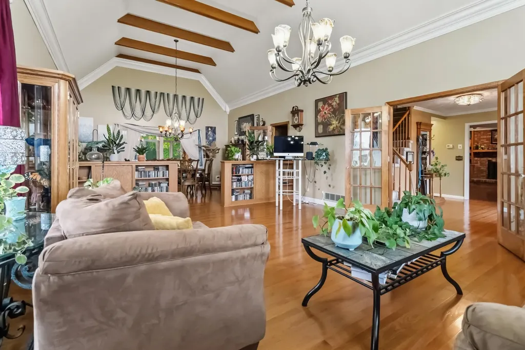 137 Indian Cave Road Monticello KY 42633