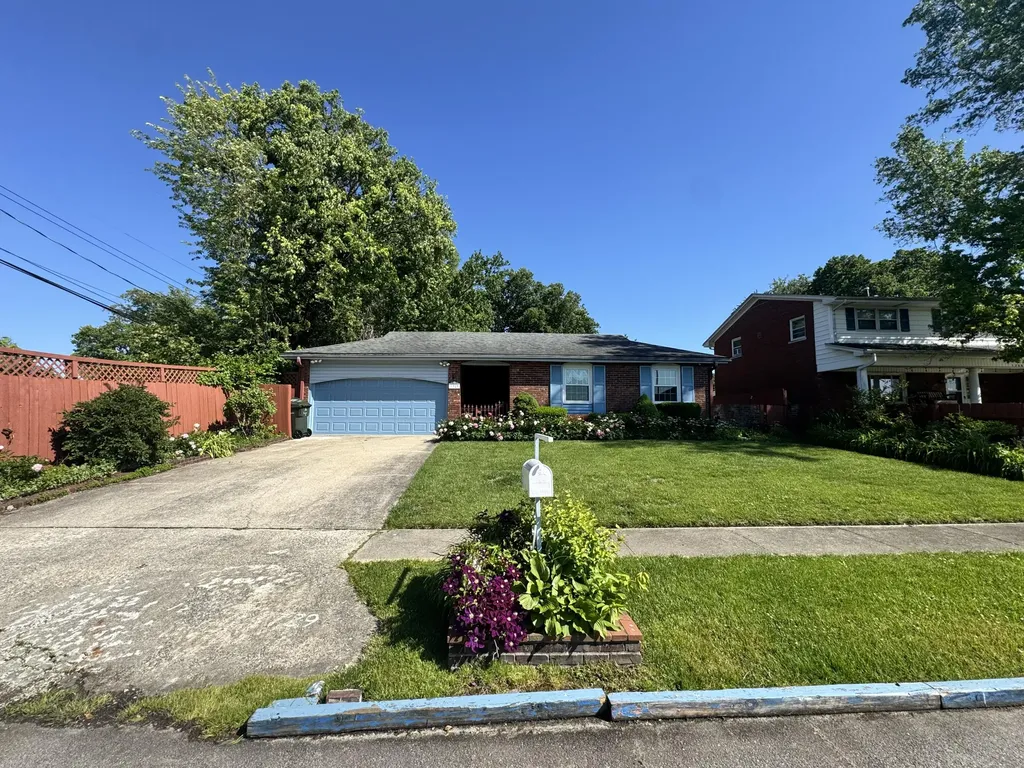 1729 Brewer Drive Lexington KY 40505