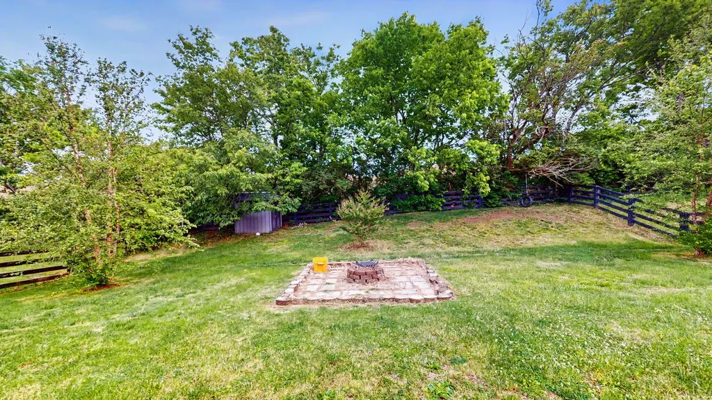 284 Palm Hills Drive Richmond KY 40475