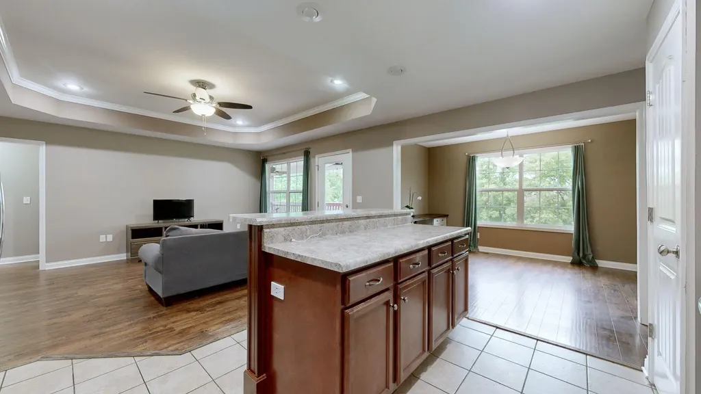284 Palm Hills Drive Richmond KY 40475