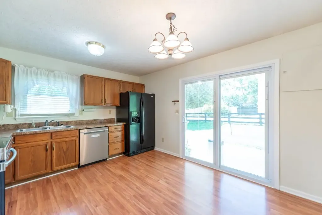 100 Chestnut Lane Versailles KY 40383