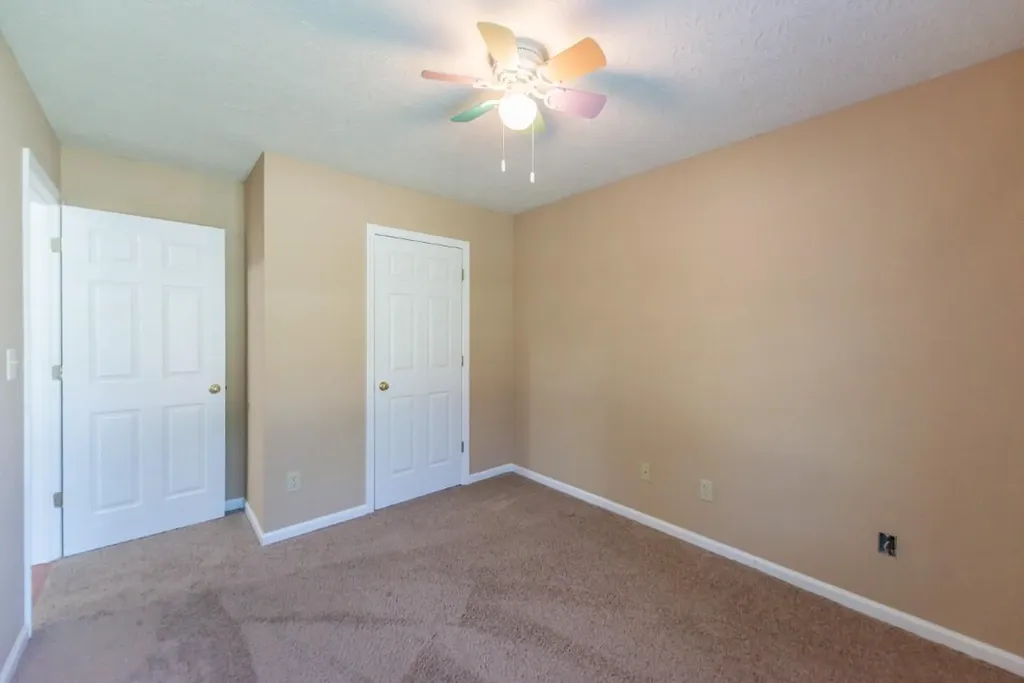 100 Chestnut Lane Versailles KY 40383