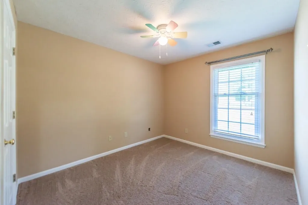 100 Chestnut Lane Versailles KY 40383