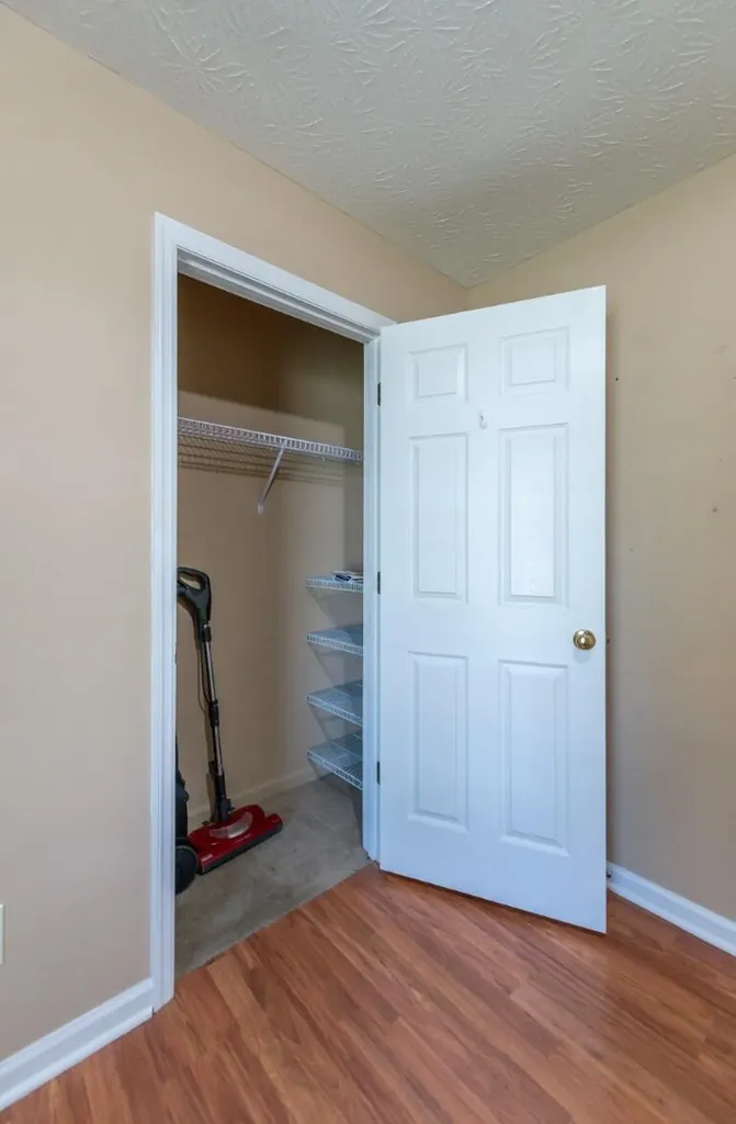 100 Chestnut Lane Versailles KY 40383