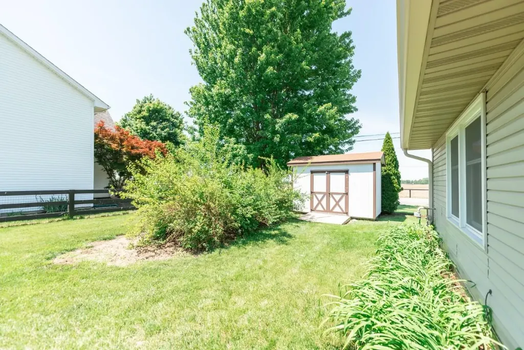 100 Chestnut Lane Versailles KY 40383