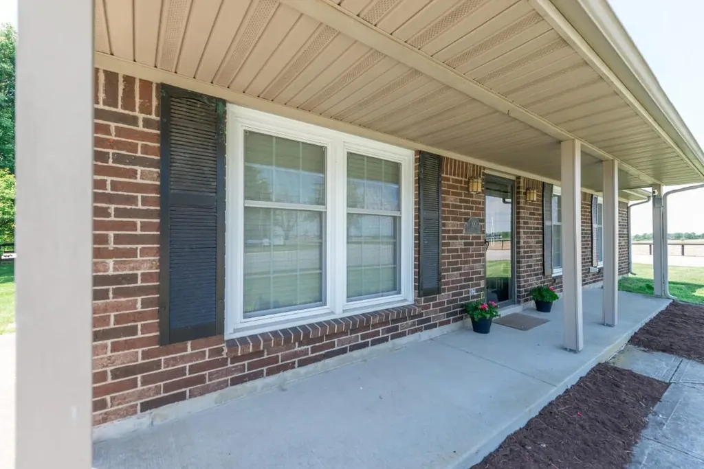 100 Chestnut Lane Versailles KY 40383