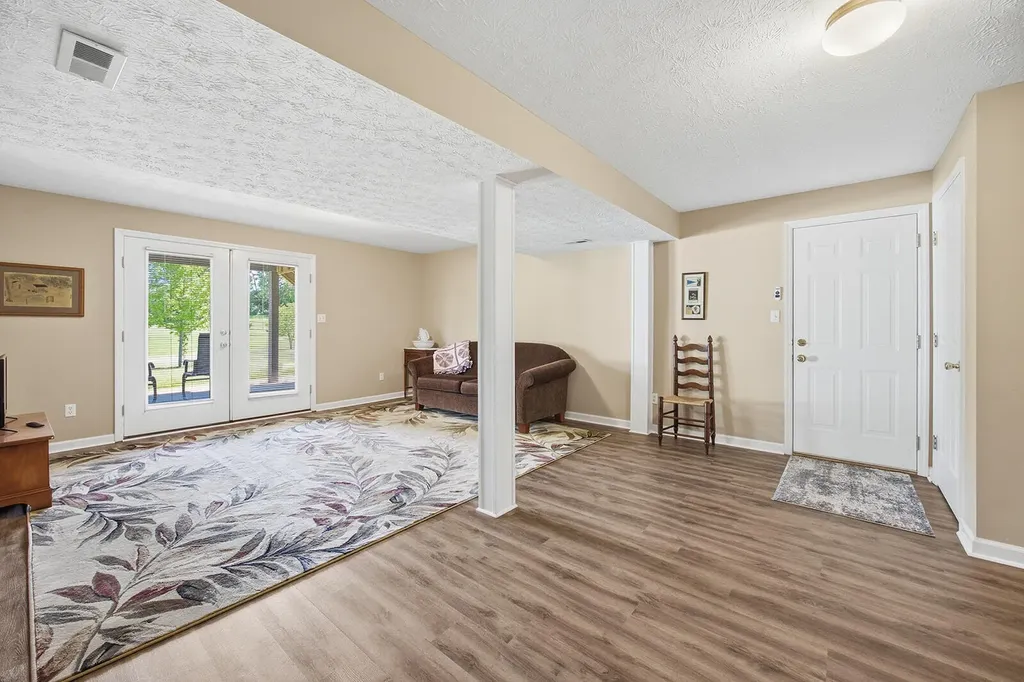 126 Dory Drive Salvisa KY 40372