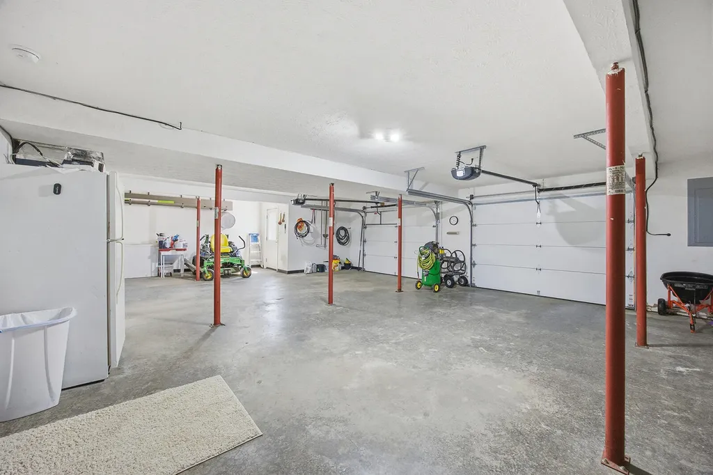 126 Dory Drive Salvisa KY 40372