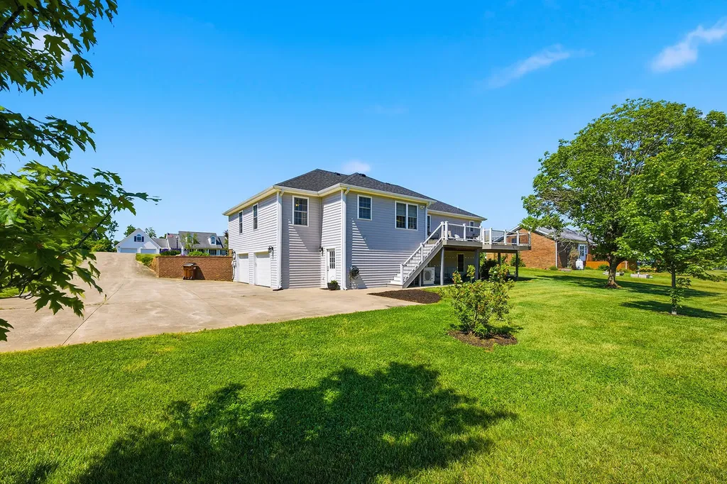 126 Dory Drive Salvisa KY 40372