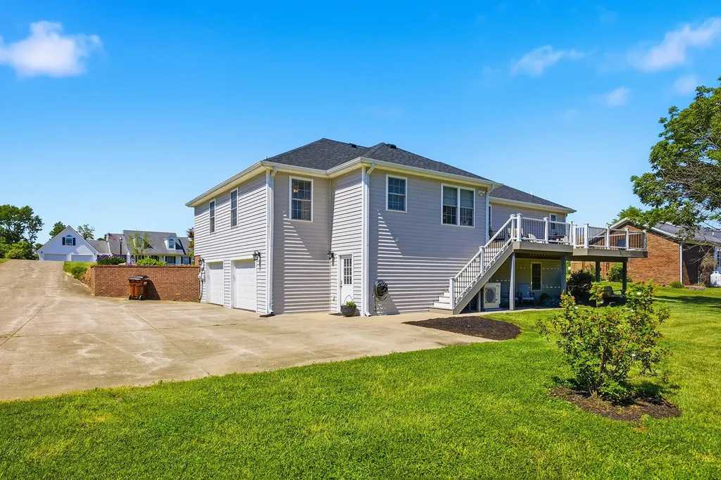 126 Dory Drive Salvisa KY 40372