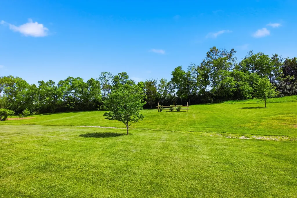 126 Dory Drive Salvisa KY 40372
