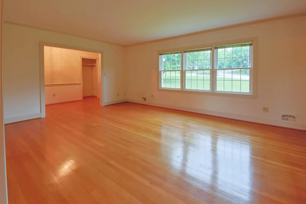 16 Manor Drive Winchester KY 40391