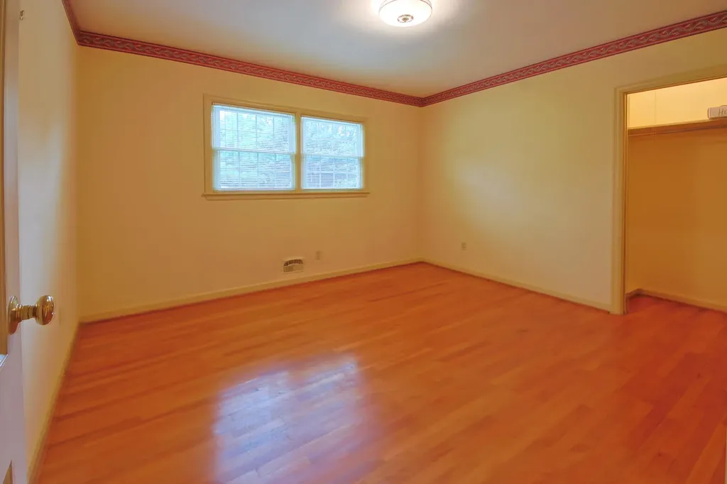 16 Manor Drive Winchester KY 40391