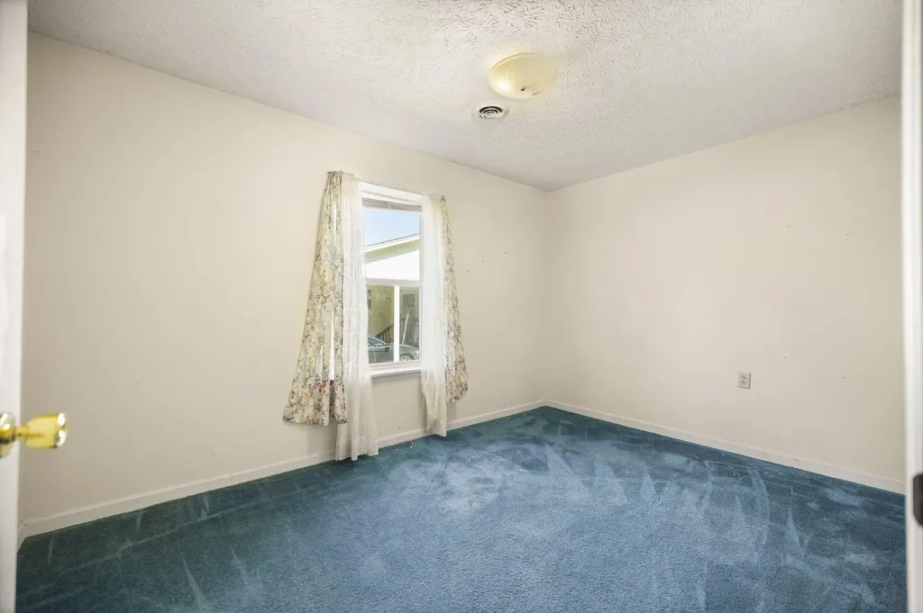 912 Walton Street Morehead KY 40351