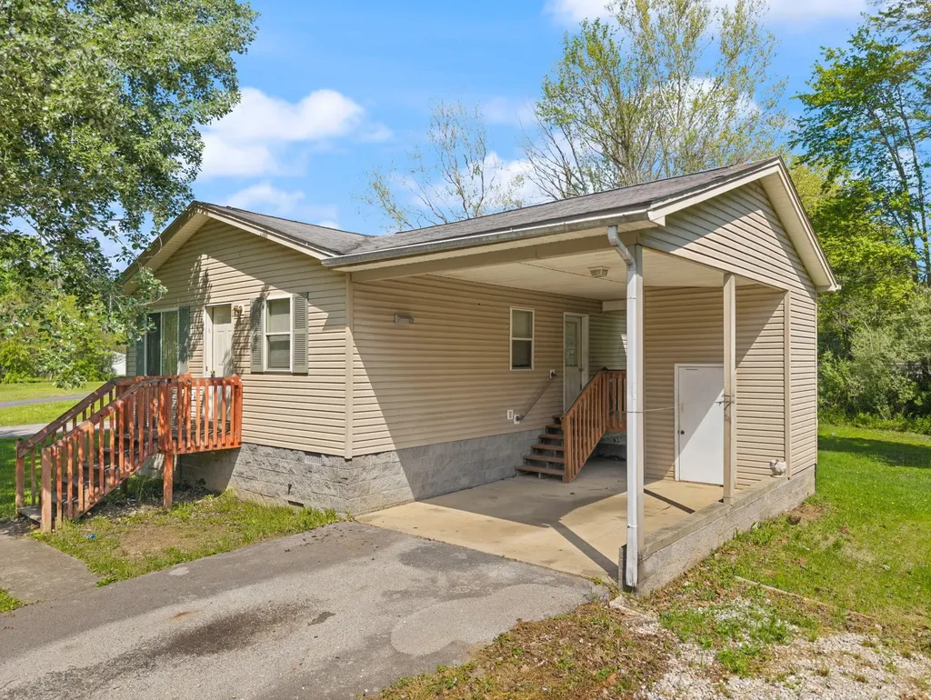 912 Walton Street Morehead KY 40351