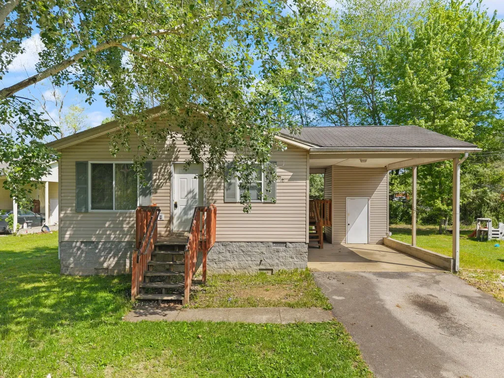 912 Walton Street Morehead KY 40351