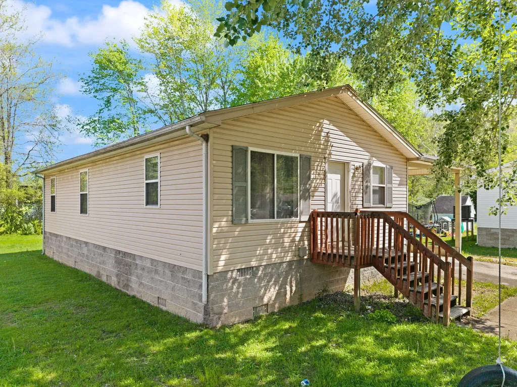 912 Walton Street Morehead KY 40351