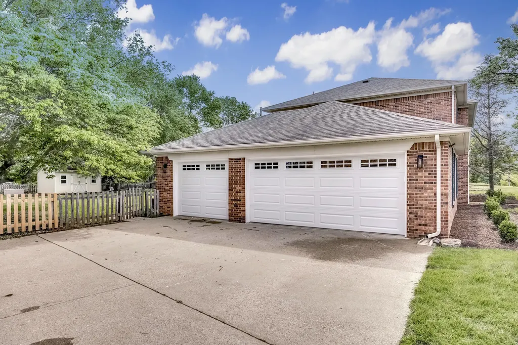 1394 Lannock Drive Danville KY 40422