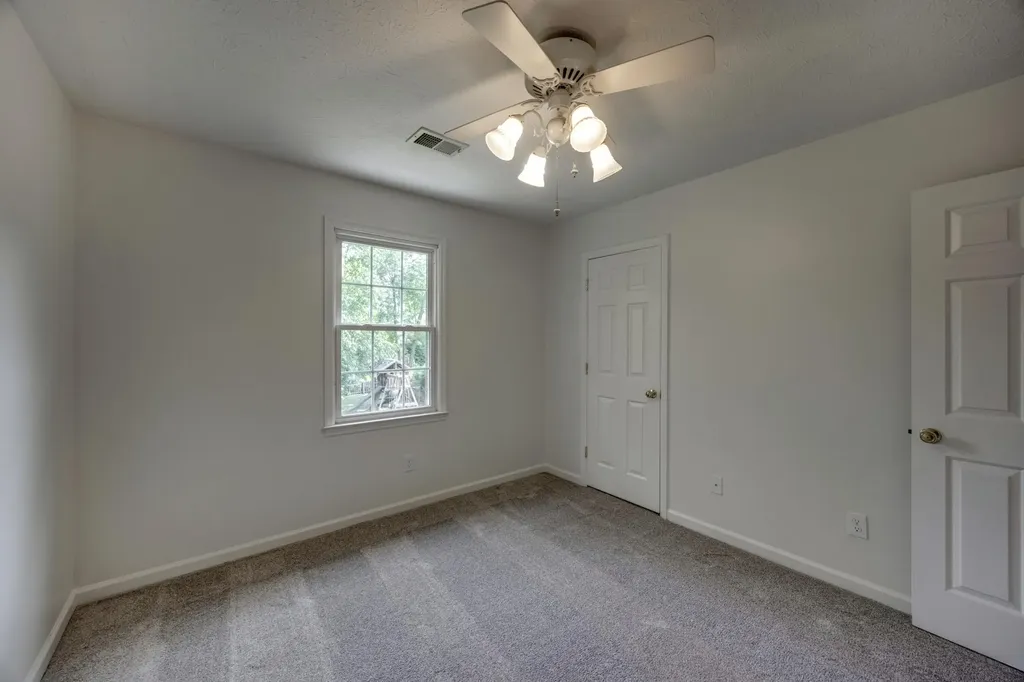 1394 Lannock Drive Danville KY 40422