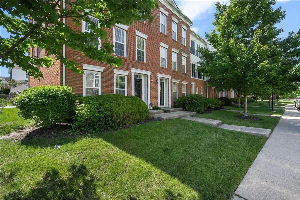 2481 Aristocracy Circle Lexington KY 40509