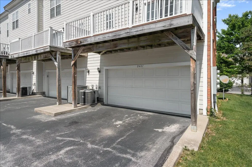 2481 Aristocracy Circle Lexington KY 40509
